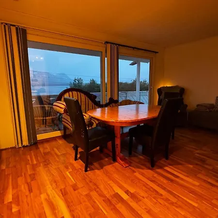 Feriehus Aurora View Holmeslett *