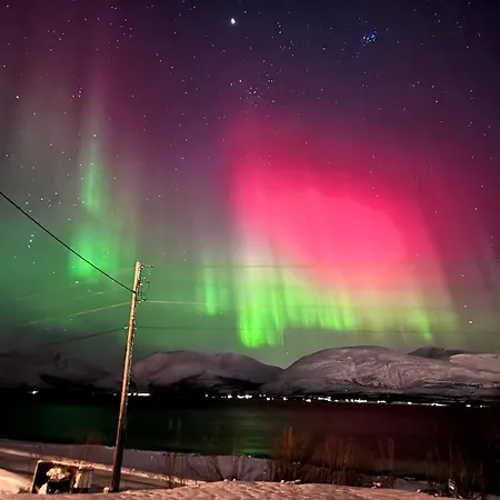 Aurora View Holmeslett Feriehus *